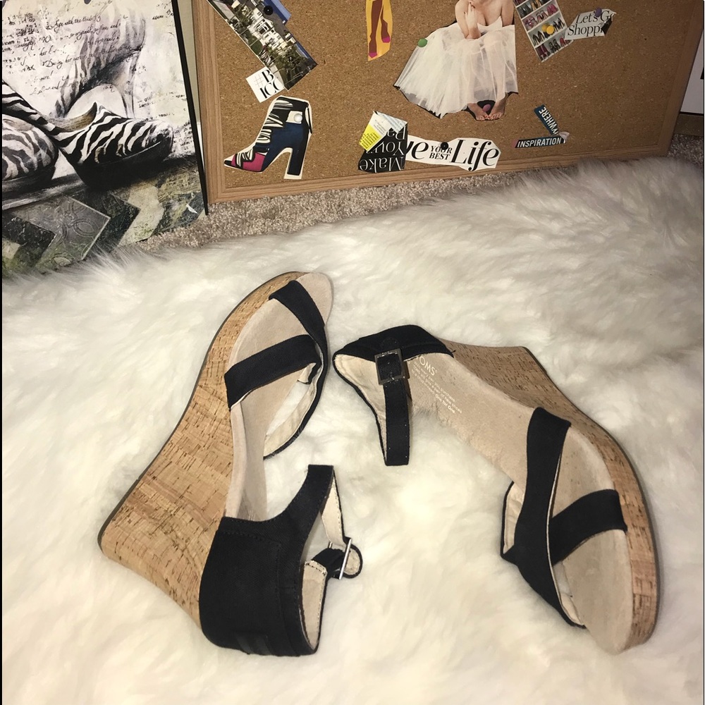 Toms wedge heels - NWOT